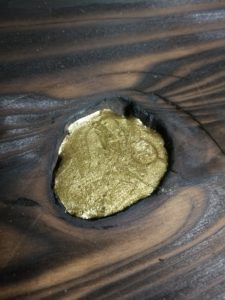 Gold resin pool